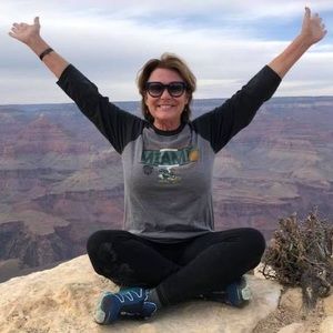 Meet your Posher, Virginia